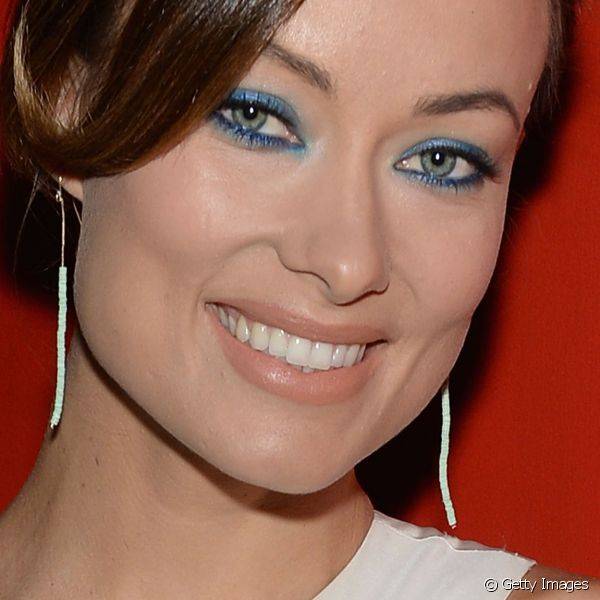 Para lan?ar sua capa da revista Marie Claire, em abril de 2013, Olivia contornou os olhos com sombra azul clara